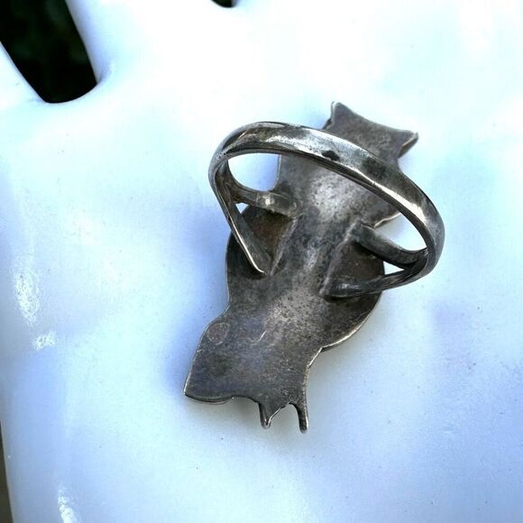 Vintage Zuni Sterling Silver Inlay Stone Owl Ring - Picture 5 of 11